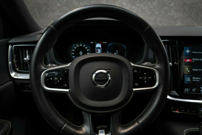 volvo-v60-elektrisitetbensin-2020-big-13