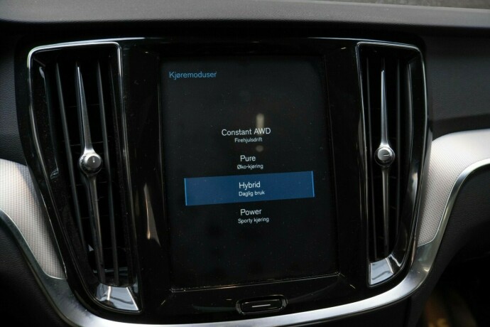 volvo-v60-elektrisitetbensin-2020-big-21