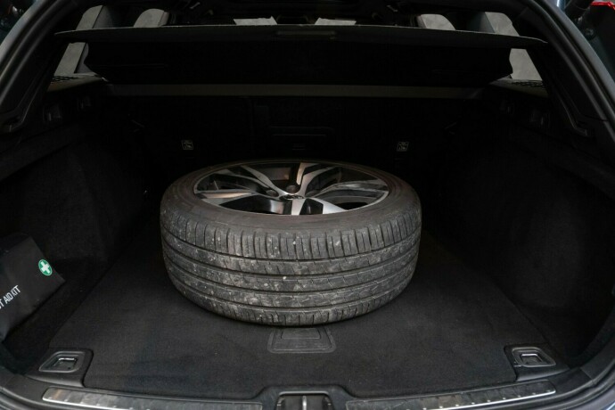 volvo-v60-elektrisitetbensin-2020-big-32