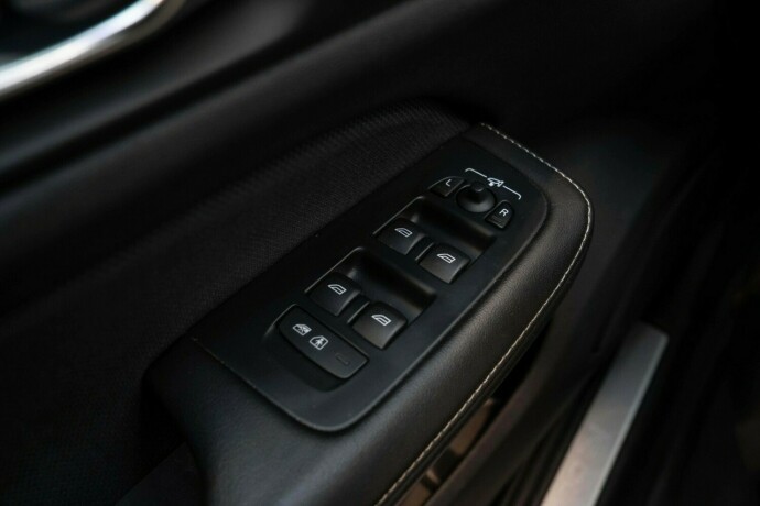 volvo-v60-elektrisitetbensin-2020-big-23