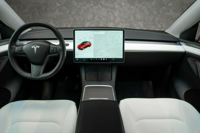 tesla-model-y-elektrisitet-2021-big-28