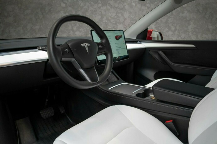 tesla-model-y-elektrisitet-2021-big-25
