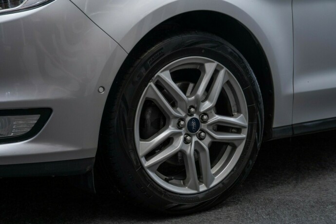 ford-galaxy-diesel-2017-big-1