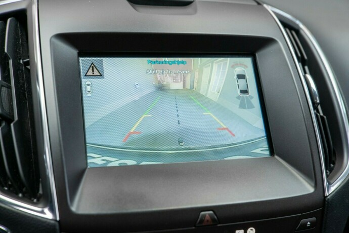 ford-galaxy-diesel-2017-big-28