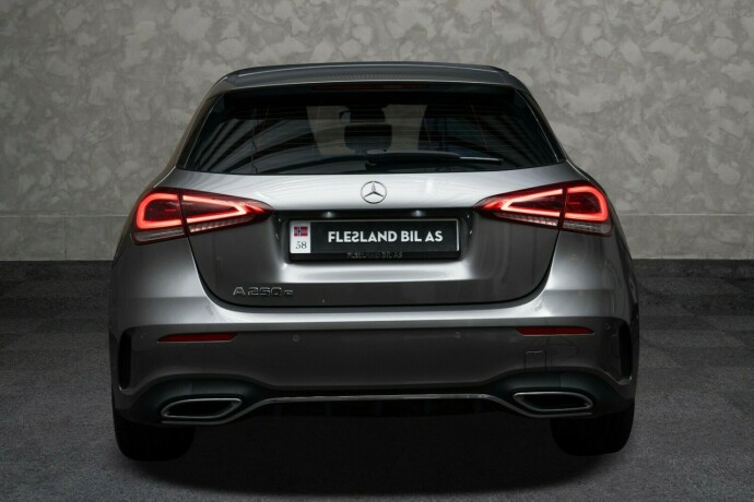 mercedes-benz-a-klasse-elektrisitetbensin-2020-big-9