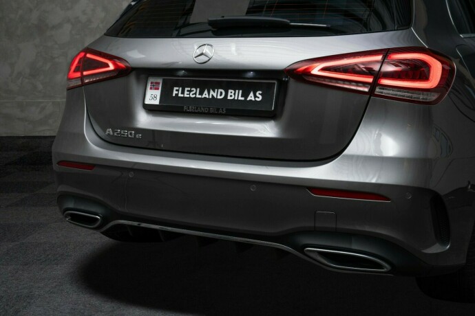 mercedes-benz-a-klasse-elektrisitetbensin-2020-big-7