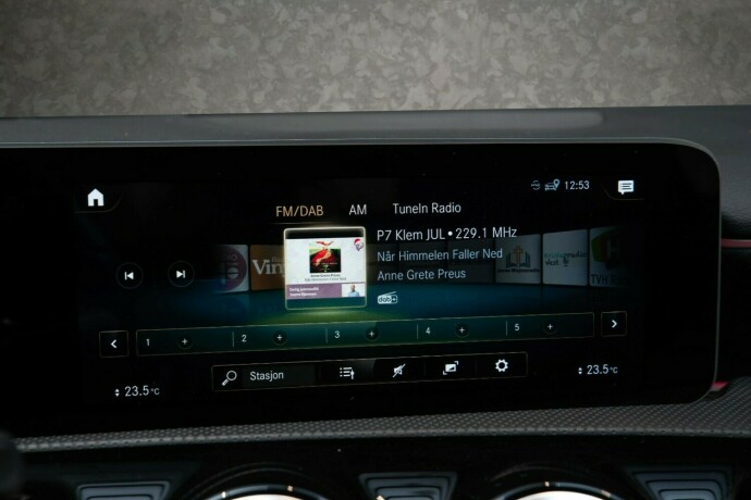 mercedes-benz-a-klasse-elektrisitetbensin-2020-big-23