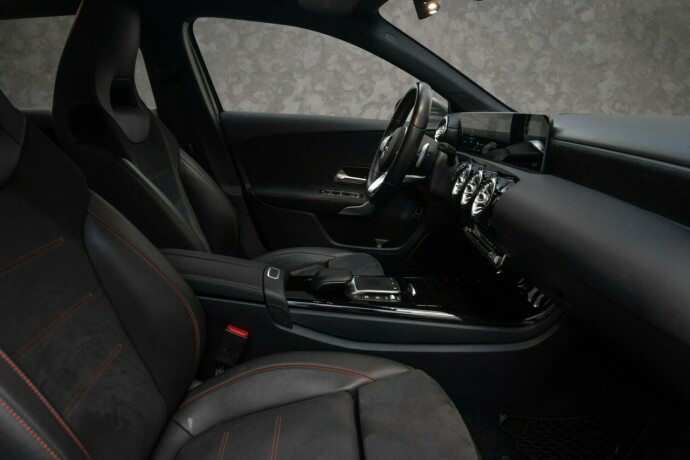 mercedes-benz-a-klasse-elektrisitetbensin-2020-big-32