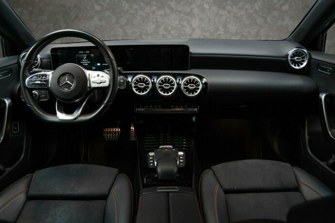 mercedes-benz-a-klasse-elektrisitetbensin-2020-big-31