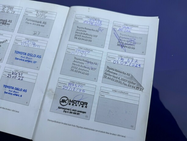 toyota-prius-elektrisitetbensin-2016-big-36