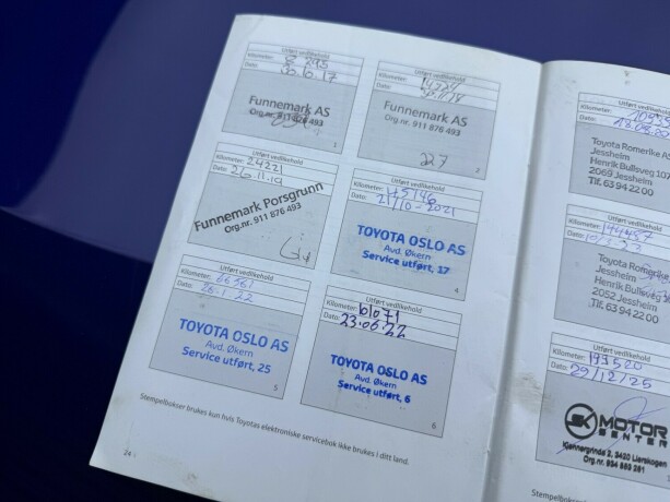 toyota-prius-elektrisitetbensin-2016-big-35