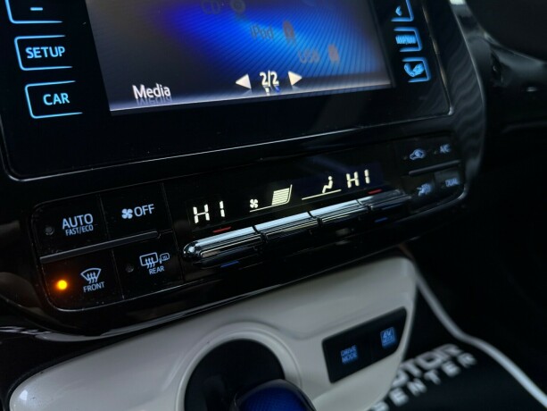 toyota-prius-elektrisitetbensin-2016-big-24