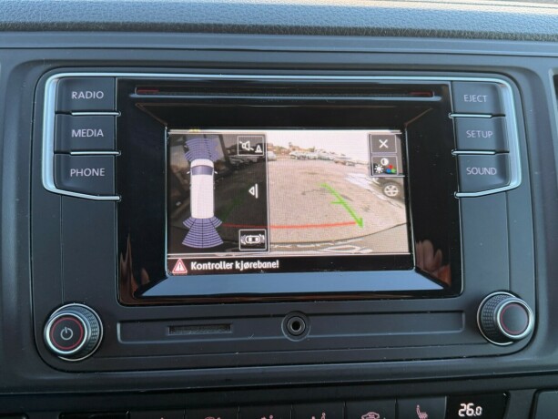 volkswagen-caravelle-diesel-2018-big-9