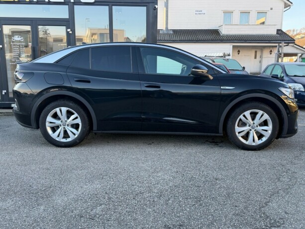 volkswagen-id5-elektrisitet-2022-big-5