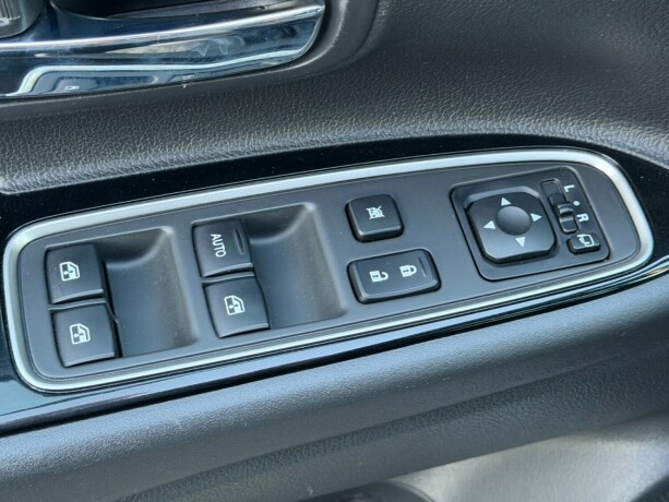 mitsubishi-outlander-elektrisitetbensin-2018-big-19