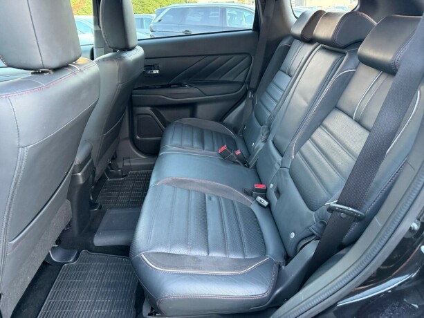 mitsubishi-outlander-elektrisitetbensin-2018-big-15