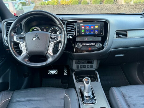 mitsubishi-outlander-elektrisitetbensin-2018-big-7