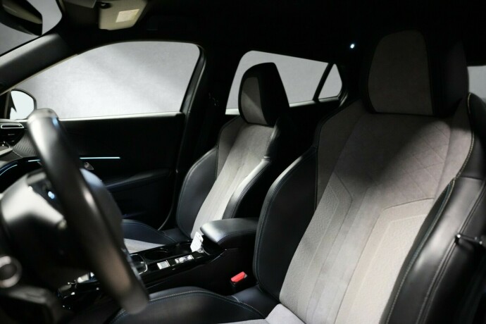 peugeot-2008-elektrisitet-2022-big-16