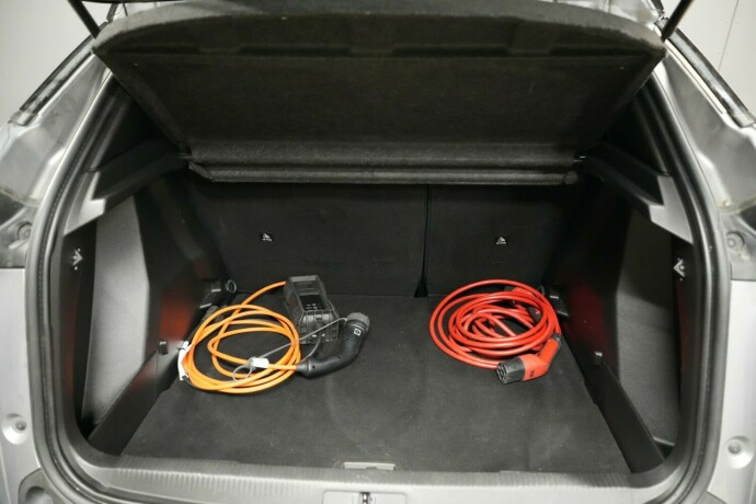 peugeot-2008-elektrisitet-2022-big-18