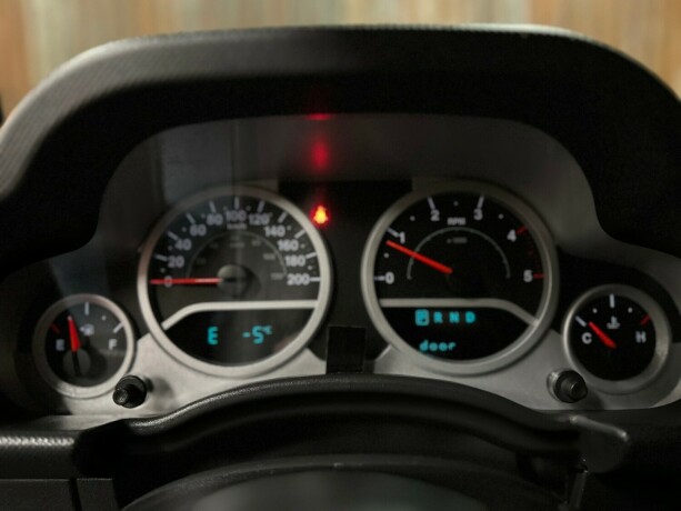 jeep-wrangler-diesel-2007-big-26