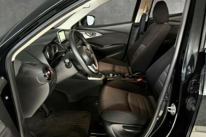 mazda-cx-3-bensin-2015-big-10