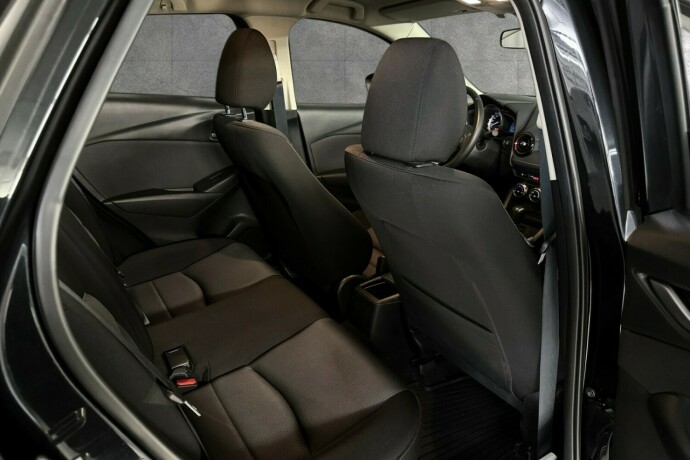 mazda-cx-3-bensin-2015-big-15