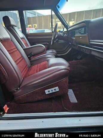 jeep-andre-bensin-1991-big-9