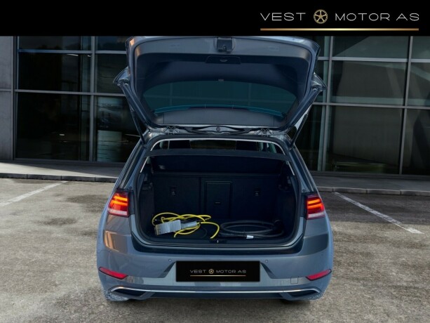 volkswagen-golf-elektrisitet-2018-big-6