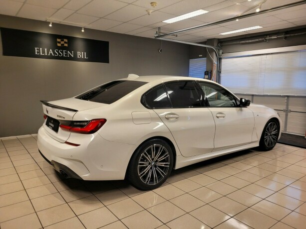 bmw-3-serie-plug-in-petrol-2020-big-5