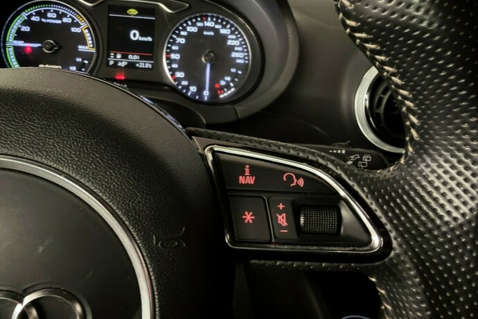 audi-a3-elektrisitetbensin-2014-big-20