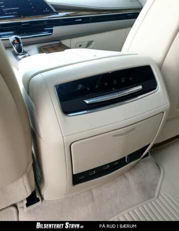 cadillac-escalade-bensin-2021-big-14