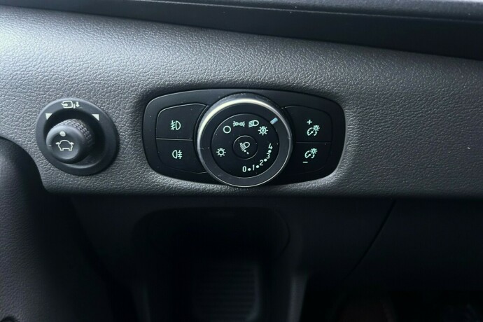 ford-transit-diesel-2021-big-16