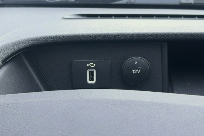 ford-transit-diesel-2021-big-15