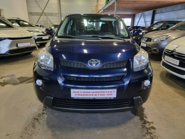 toyota-urban-cruiser-bensin-2011-big-1