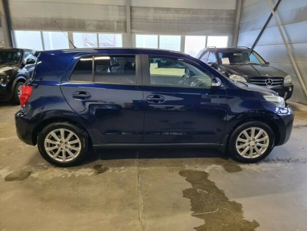 toyota-urban-cruiser-bensin-2011-big-7