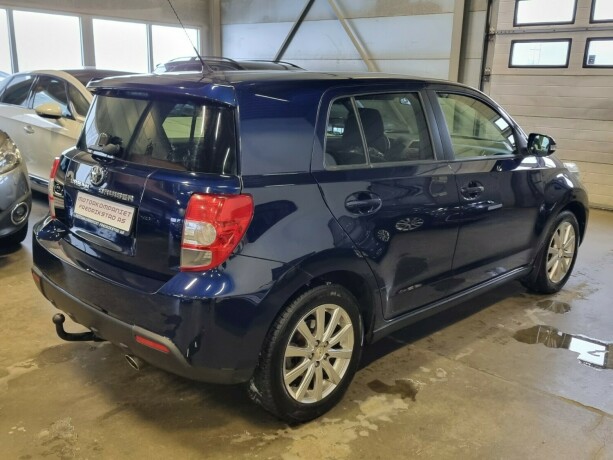 toyota-urban-cruiser-bensin-2011-big-6