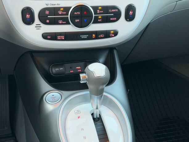 kia-soul-elektrisitet-2017-big-9