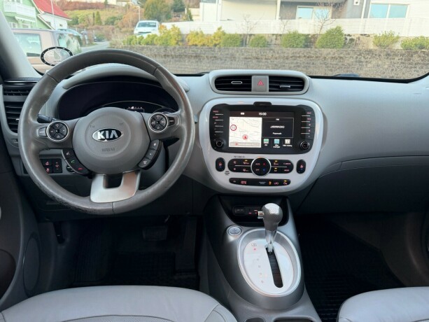 kia-soul-elektrisitet-2017-big-7