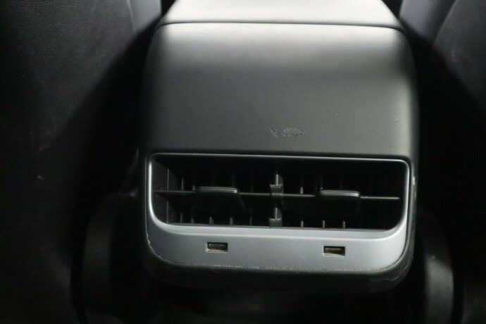 tesla-model-3-elektrisitet-2019-big-39