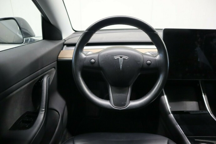 tesla-model-3-elektrisitet-2019-big-15