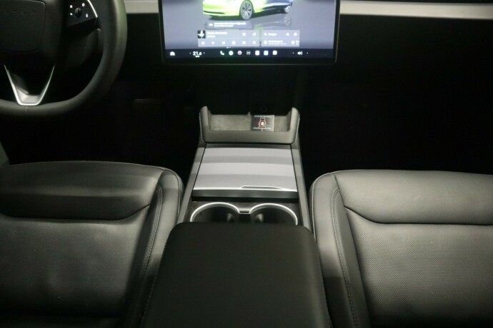 tesla-model-3-elektrisitet-2024-big-18