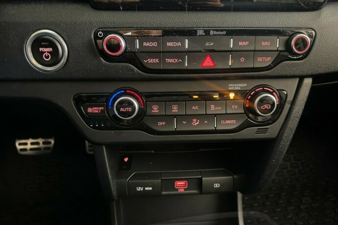 kia-niro-elektrisitet-2019-big-19