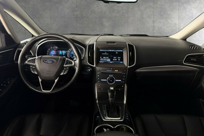 ford-s-max-diesel-2016-big-6