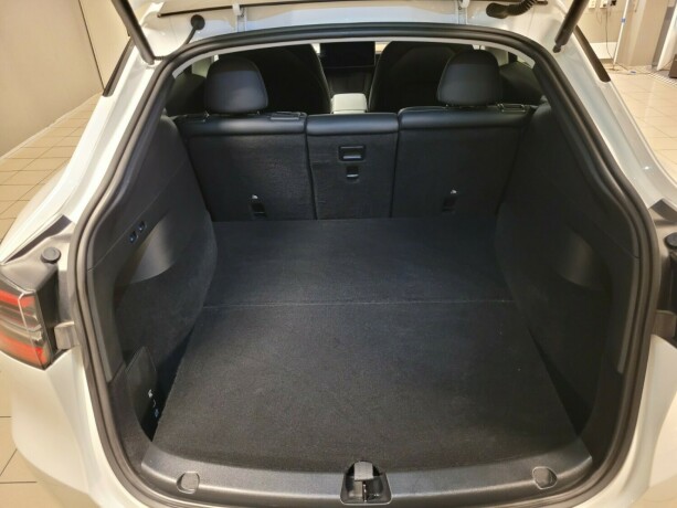 tesla-model-y-elektrisitet-2021-big-18