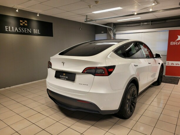 tesla-model-y-elektrisitet-2021-big-5