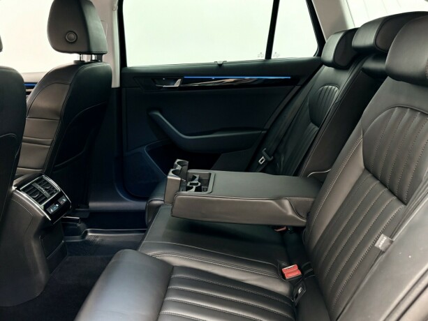 skoda-superb-bensin-2018-big-29