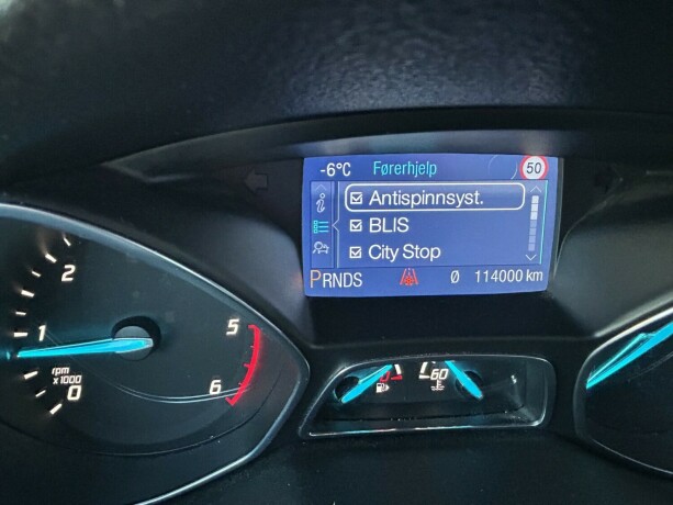 ford-kuga-diesel-2014-big-23