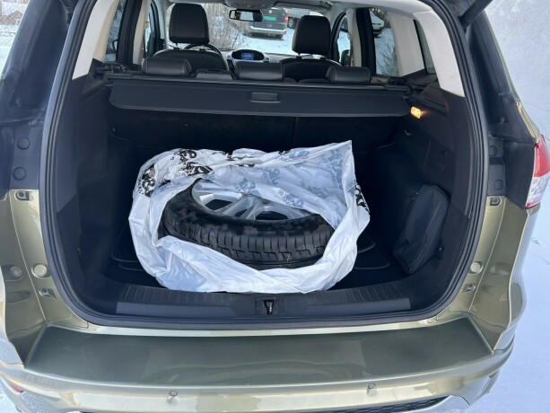 ford-kuga-diesel-2014-big-8