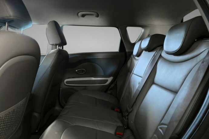 kia-soul-elektrisitet-2017-big-12