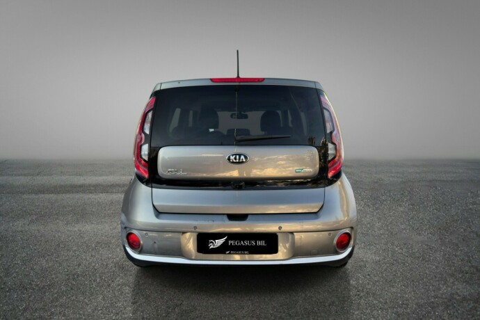 kia-soul-elektrisitet-2017-big-5